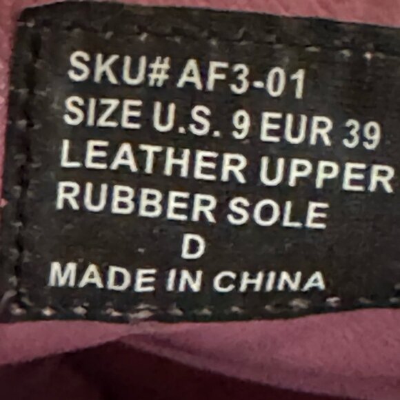 Tsubo Black Leather Sling Back 4 Heeled Booties. Size 8 - Picture 10 of 10